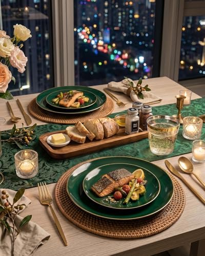 bUCLA 150PCS Green Plastic Plates - Green and Gold Disposable Include 25 Each (Dinner & Dessert) Plates, 25 Knives, 25 Forks, 25 Spoons and 25 Cups, Ideal for Party&Christmas - Image 4